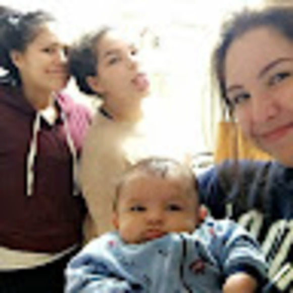 Meet your Posher, Rebecca - Picture 1 of 1